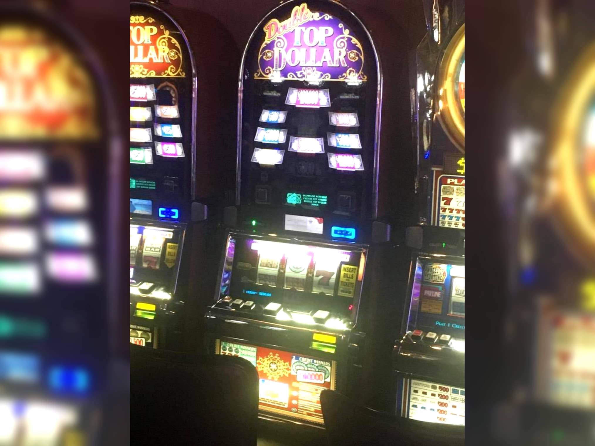 €690 Mobile freeroll slot tournament at Cheeky Riches Casino